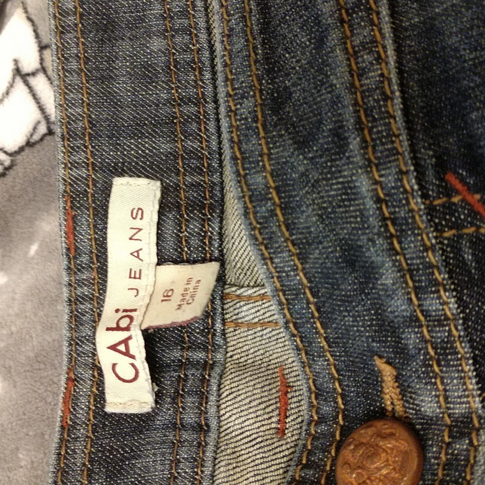 Gently used Cabi bootcut jeans size 16